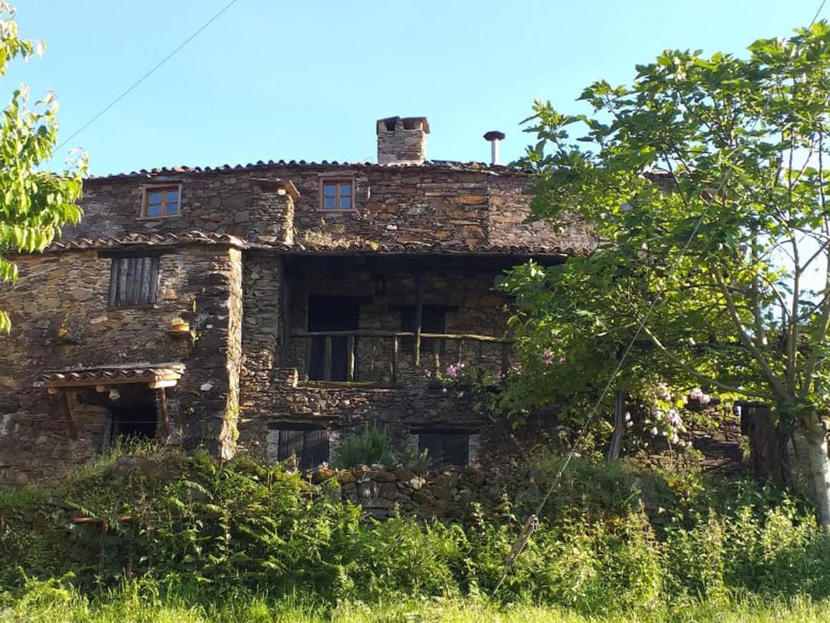 Casa Dos Livros Villa Talasnal Buitenkant foto
